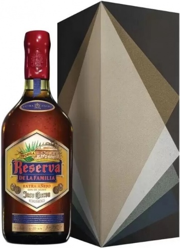 Купить Текила Jose Cuervo, "Reserva de la Familia" Extra Anejo, wooden ...